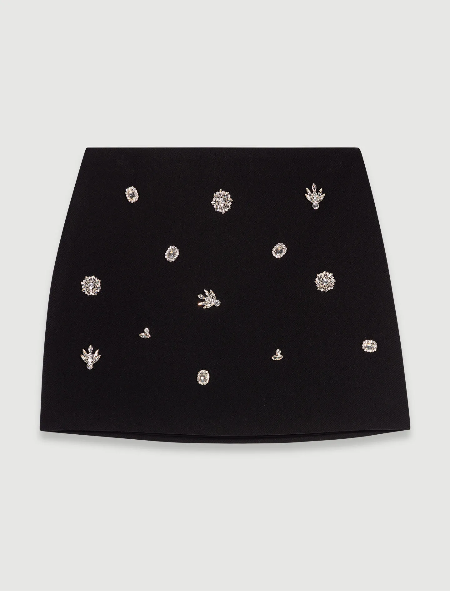 Pantalón corto trampantojo con strass